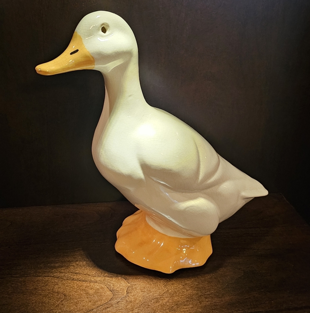 🦆 Duck Ceramic Figurine 🦆 White w/ Orange Feet & Beak Duck [Vintage 80s]